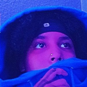 Meet your Posher, Dianiliz